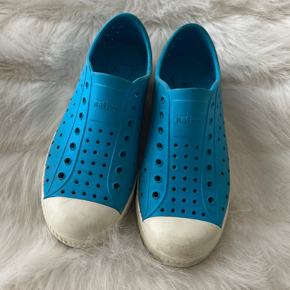 Native Jefferson boys size 3 blue